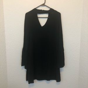 Black flare sleeve cotton dress